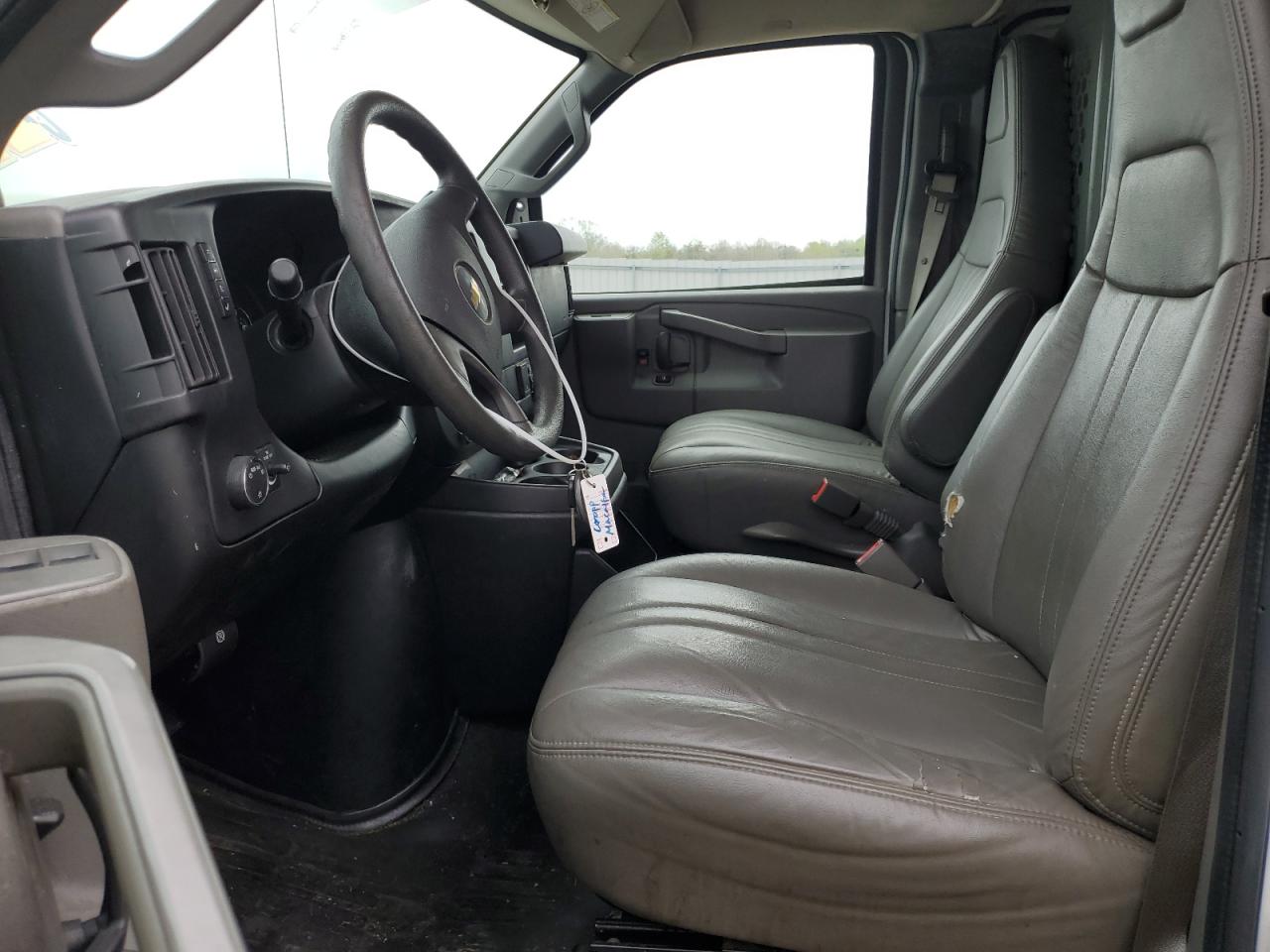 2017 CHEVROLET Express 2500 VIN 1GCWGAFF3H1325660 photo 7