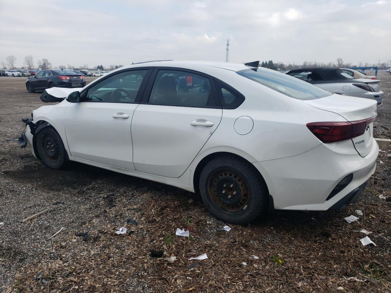 2022 KIA Forte VIN 3KPF24AD7NE485362 photo 2