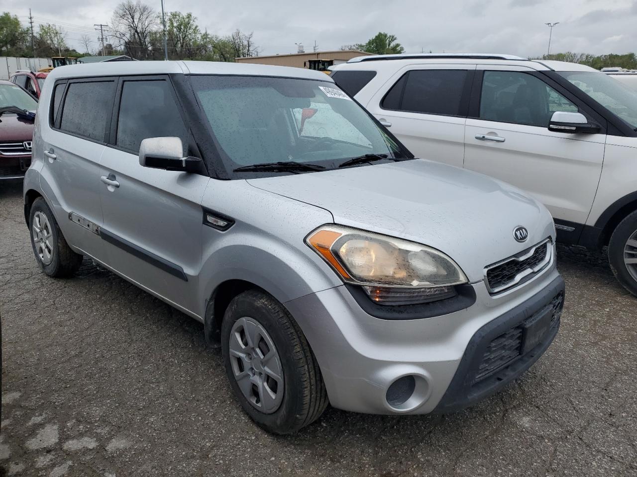 2012 KIA Soul VIN KNDJT2A52C7444736 photo 4