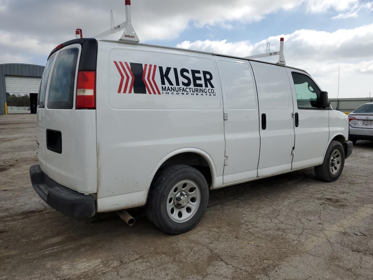 2012 CHEVROLET Express 2500 VIN 1GCSGAFXXC1114424 photo 3