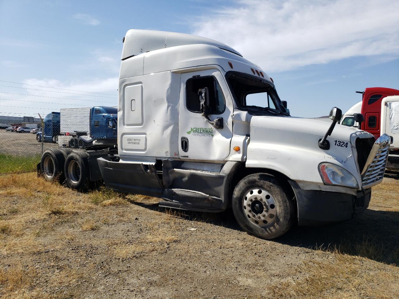 2015 FREIGHTLINER CASCADIA 125 VIN 3AKJGLD53FSGK0100 photo 1