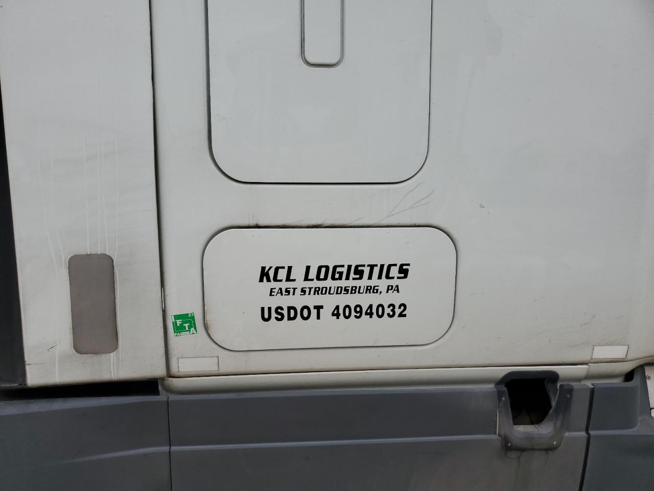 2017 FREIGHTLINER CASCADIA 125 VIN 3AKJGLDR3HSHF0914 photo 6