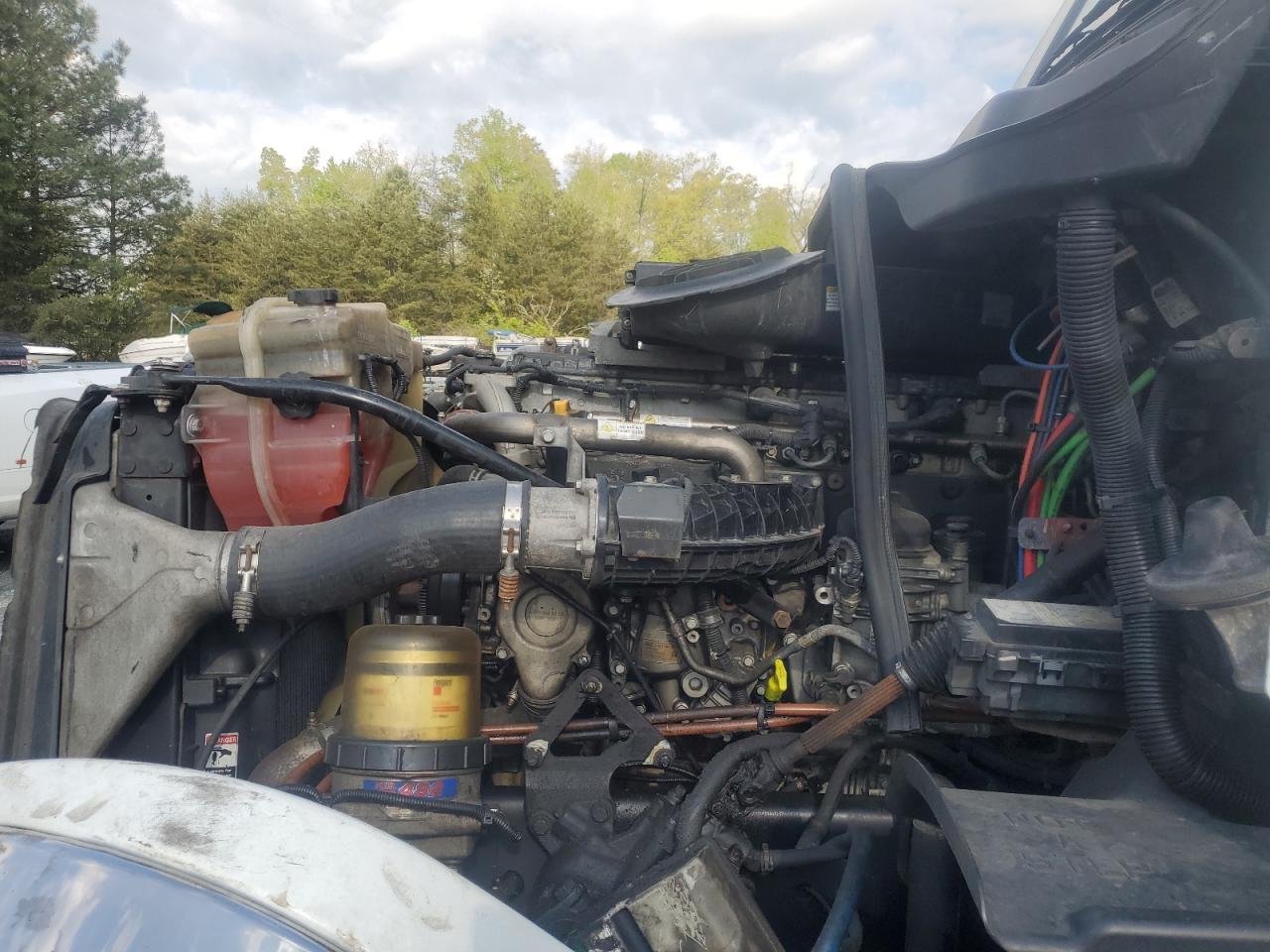 2017 FREIGHTLINER CASCADIA 125 VIN 3AKJGEDR1HSJB3173 photo 7