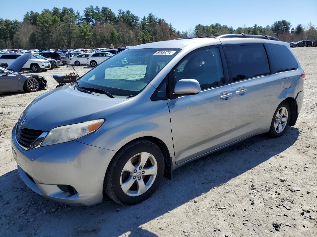2013 TOYOTA Sienna le VIN 5TDKK3DCXDS364129 photo 1