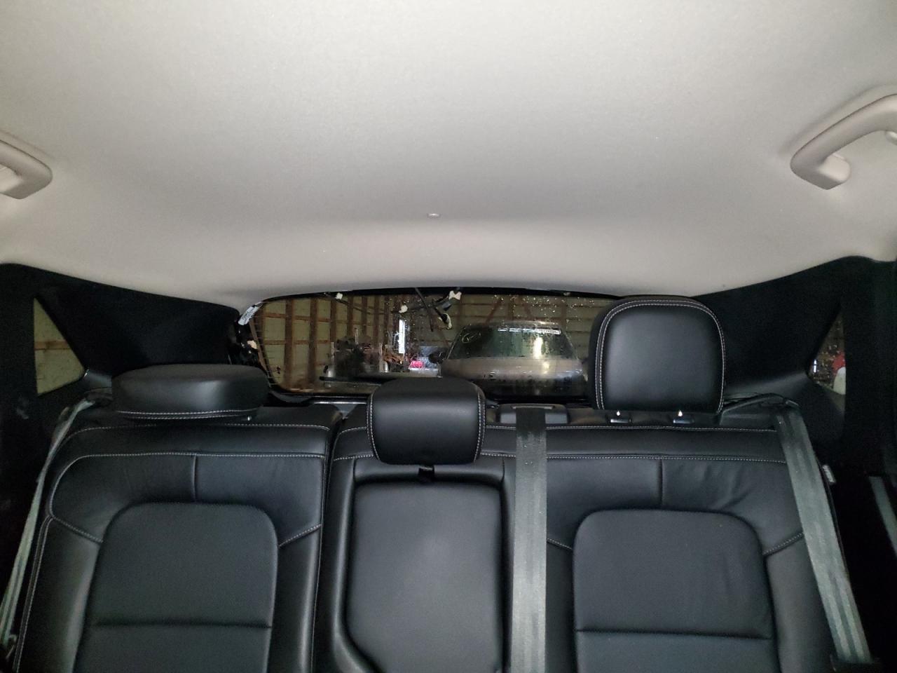 2020 FORD Escape VIN 1FMCU9DZXLUB34439 photo 10