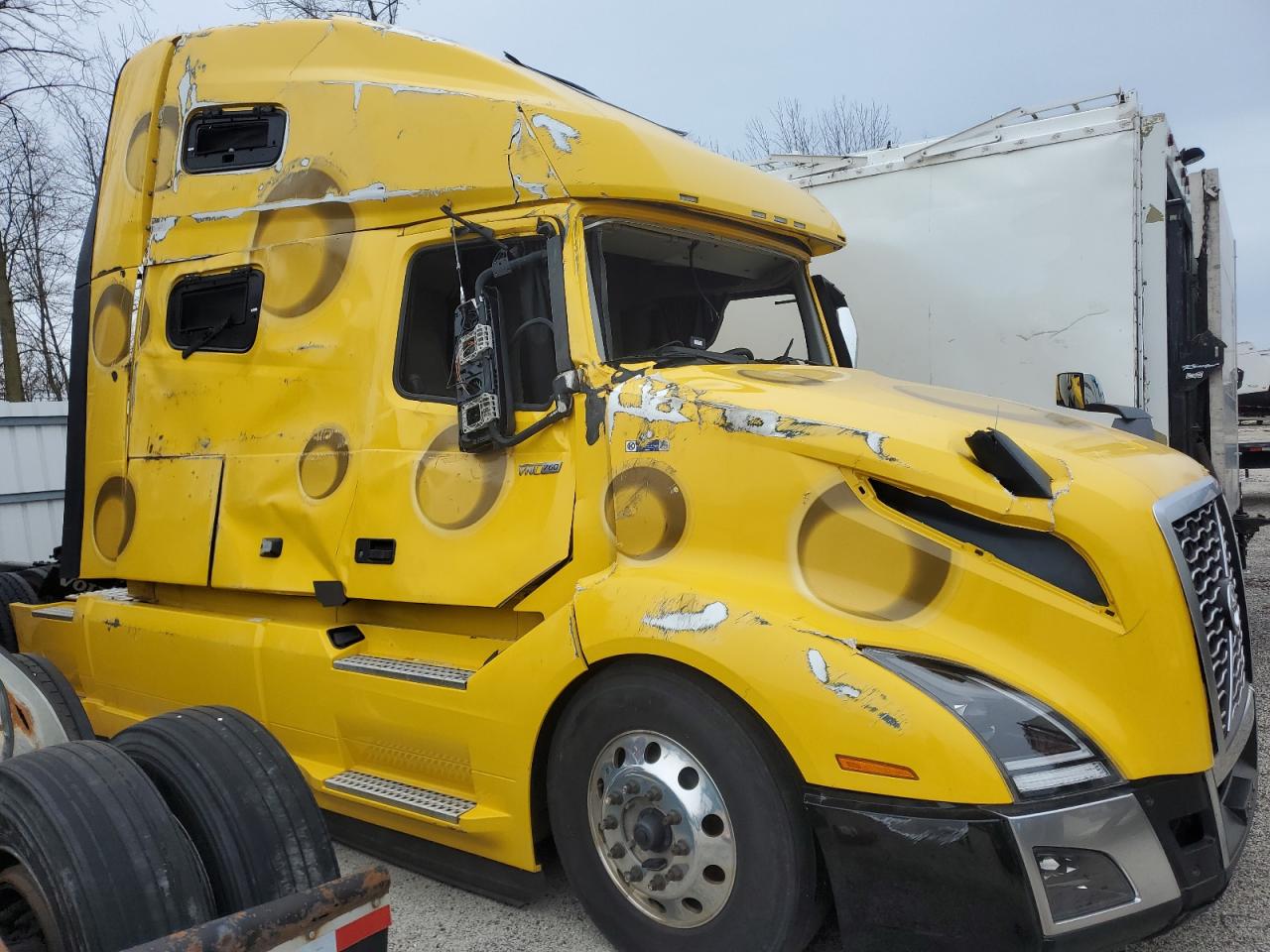 2023 VOLVO Vn VIN 4V4NC9EH2PN310085 photo 9