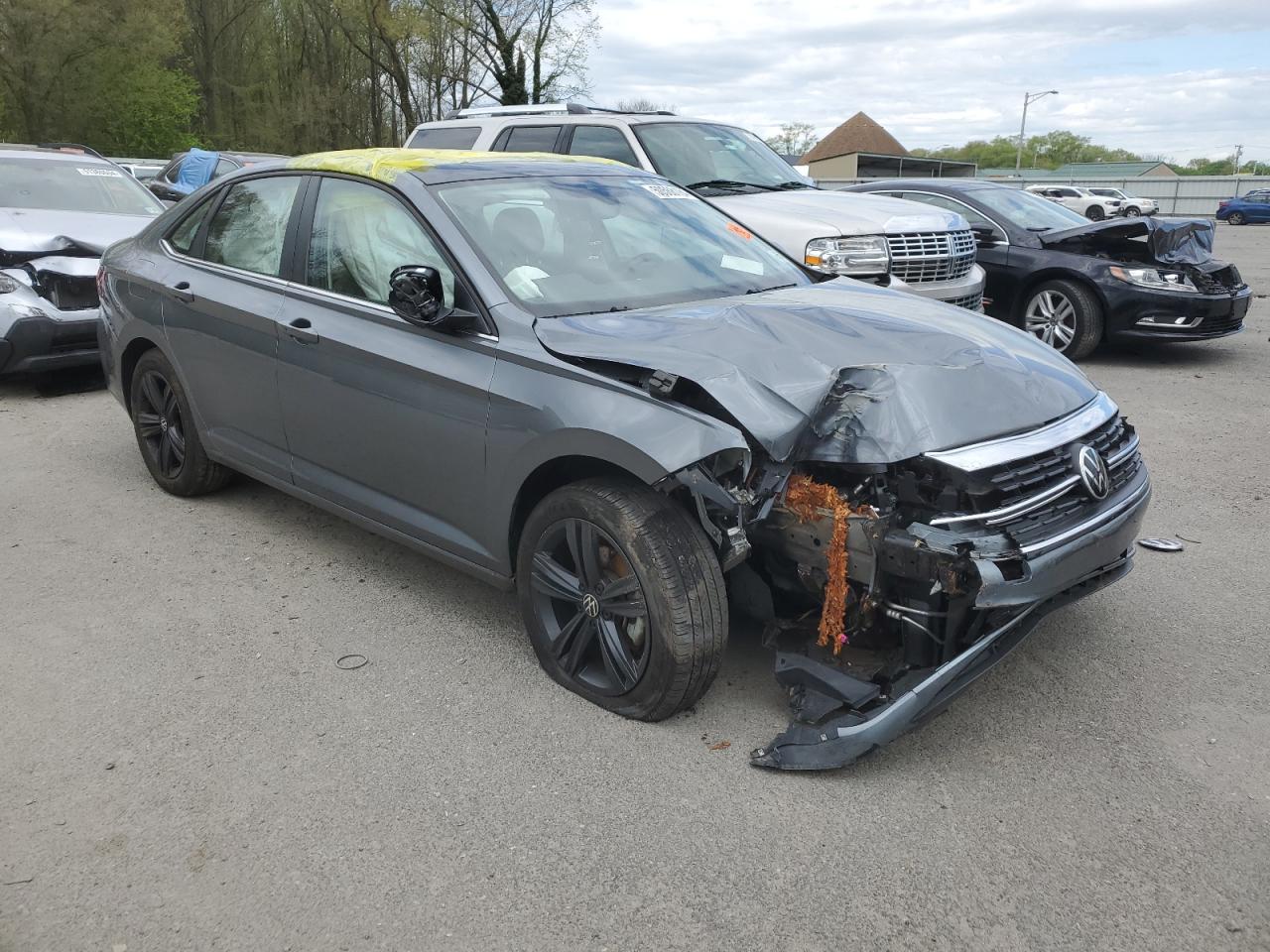2022 Volkswagen Jetta VIN 3VW7M7BU0NM030189 photo 4