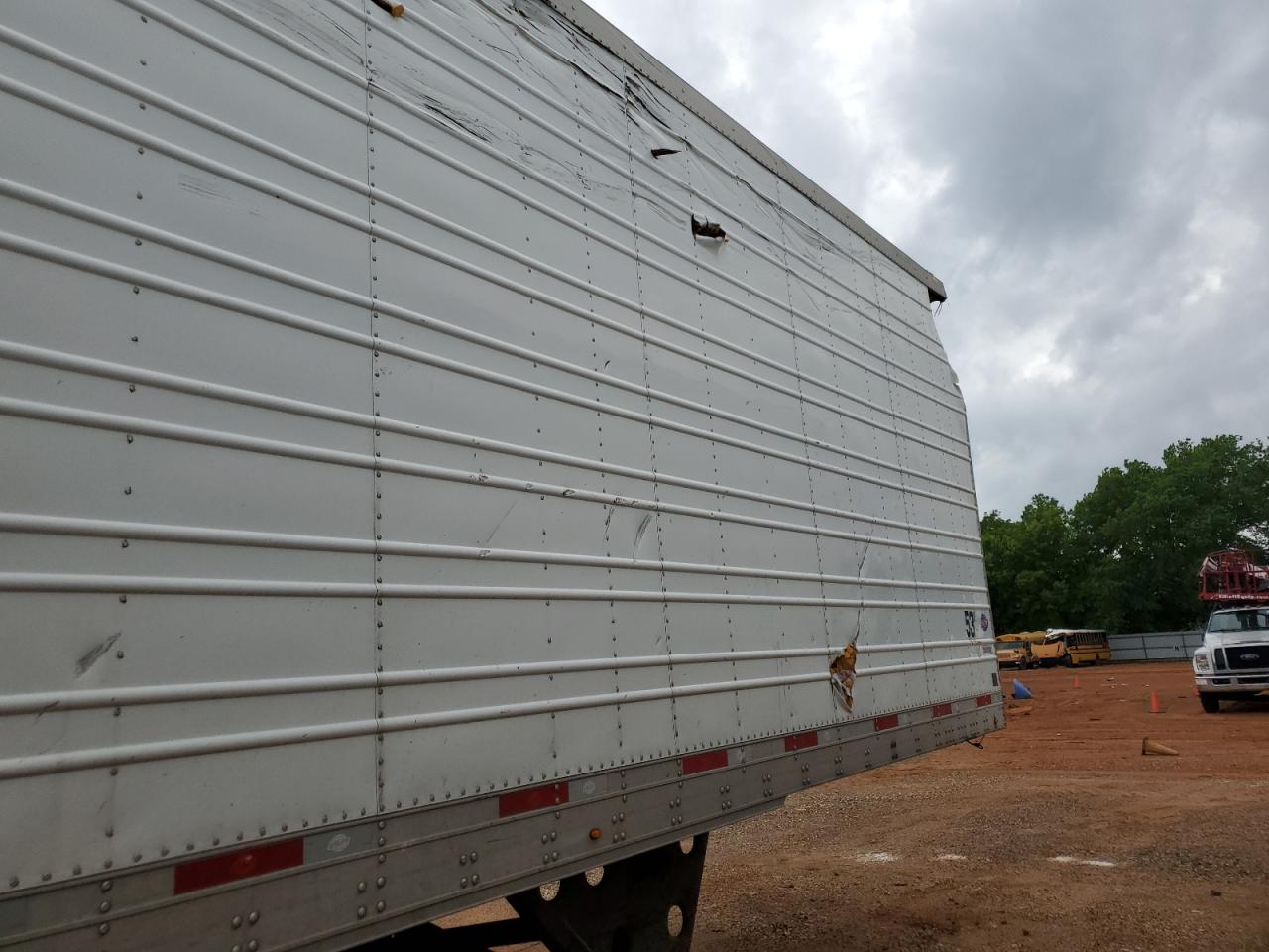 2017 UTILITY REEFER VIN 1UYVS2538H2936710 photo 5