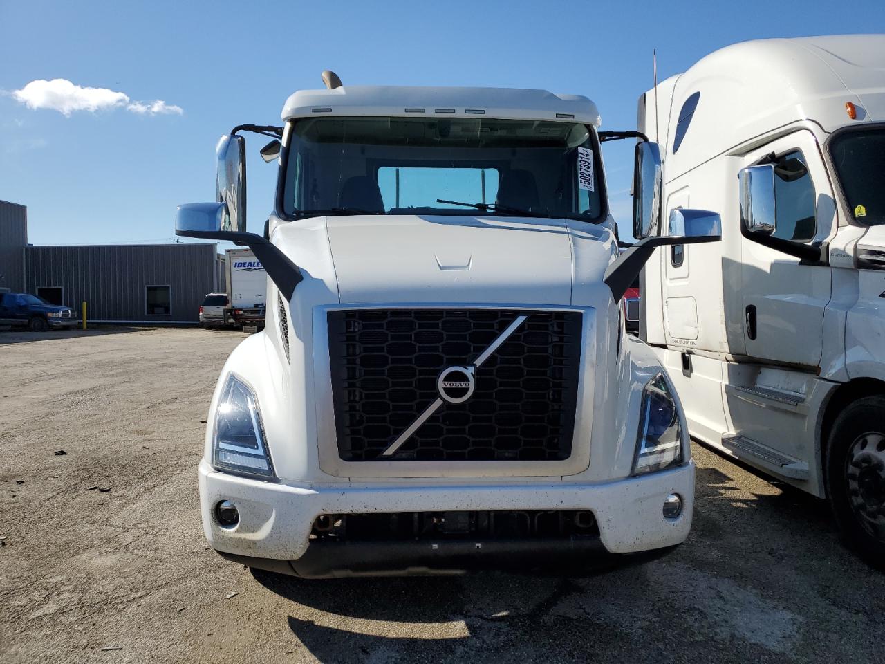 2019 VOLVO Vnr VIN 4V4WC9EG6KN217252 photo 9