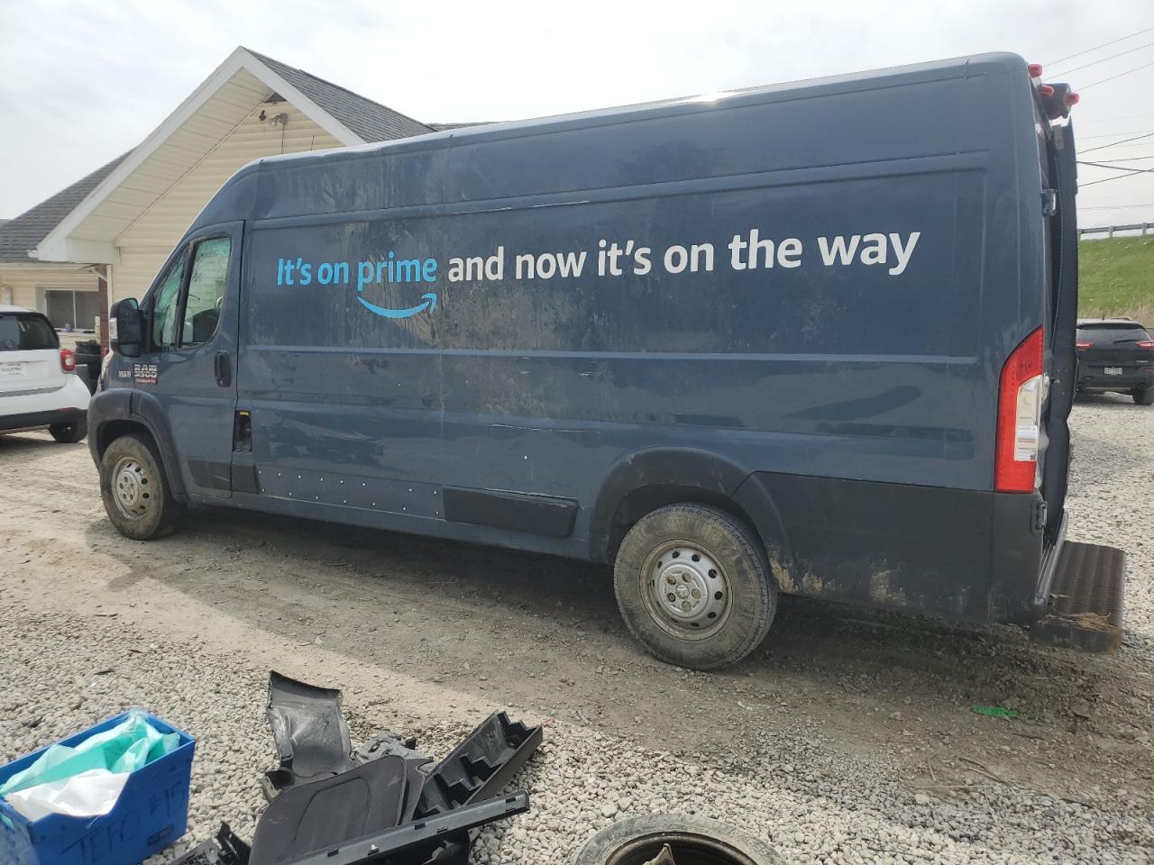 2020 RAM Promaster 3500 VIN 3C6URVJG2LE145172 photo 2