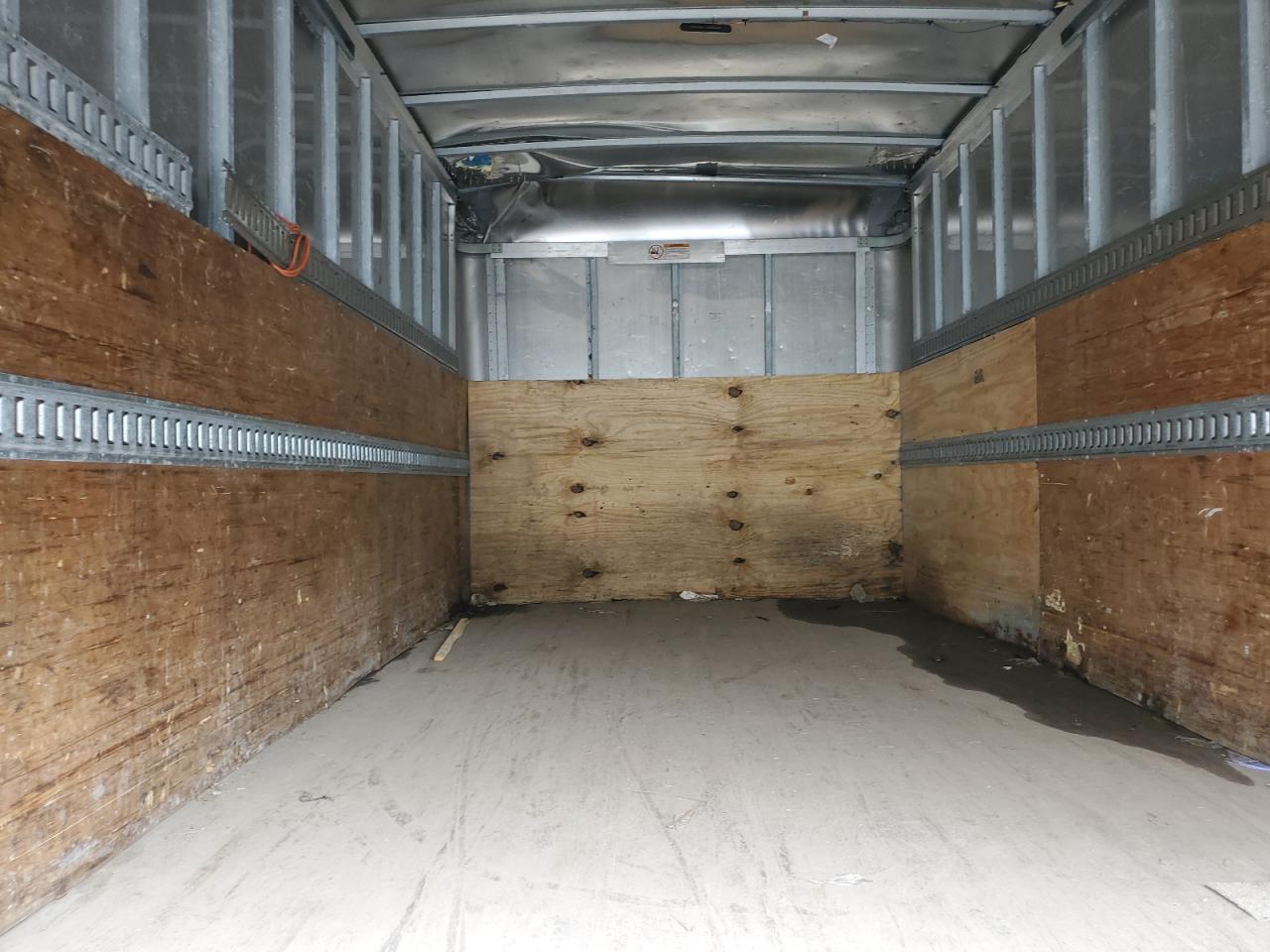 2012 Isuzu Npr VIN JALB4W176C7F00109 photo 10