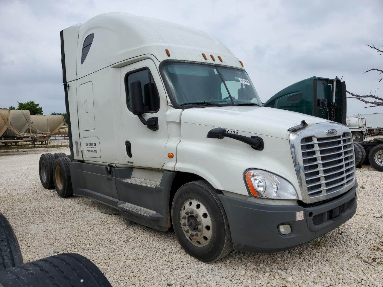 2017 FREIGHTLINER CASCADIA 125 VIN 3AKJGLDR3HSHF0914 photo 1