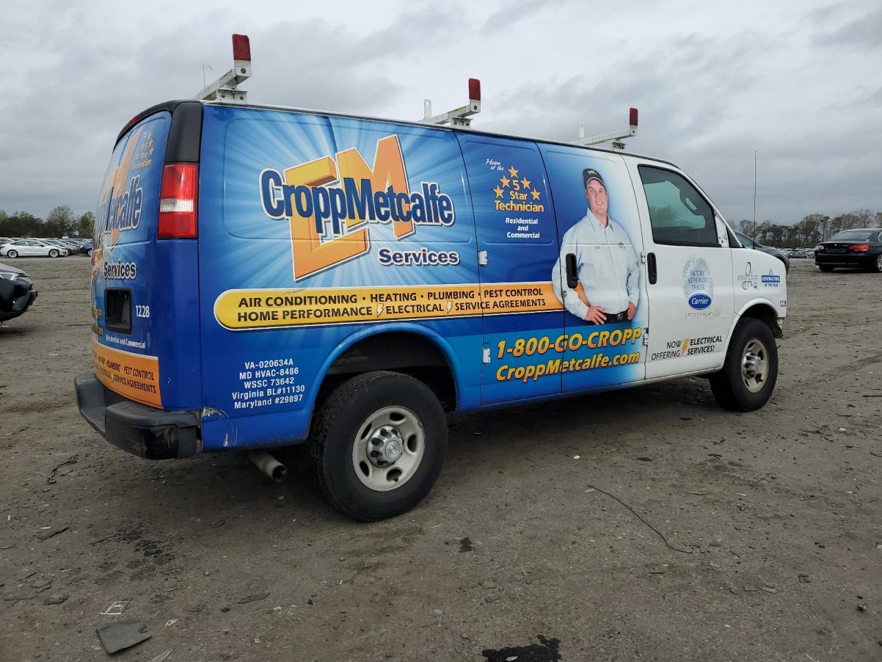 2017 CHEVROLET Express 2500 VIN 1GCWGAFF3H1325660 photo 3