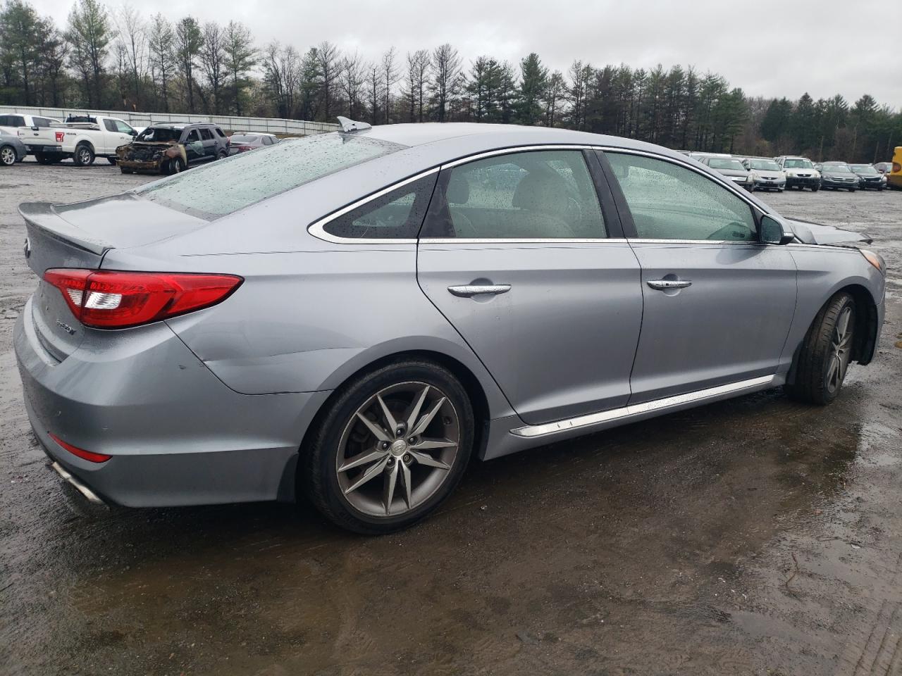 2015 HYUNDAI Sonata VIN 5NPE34ABXFH119478 photo 3