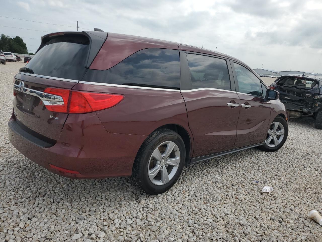2018 HONDA Odyssey exl VIN 5FNRL6H70JB066165 photo 3