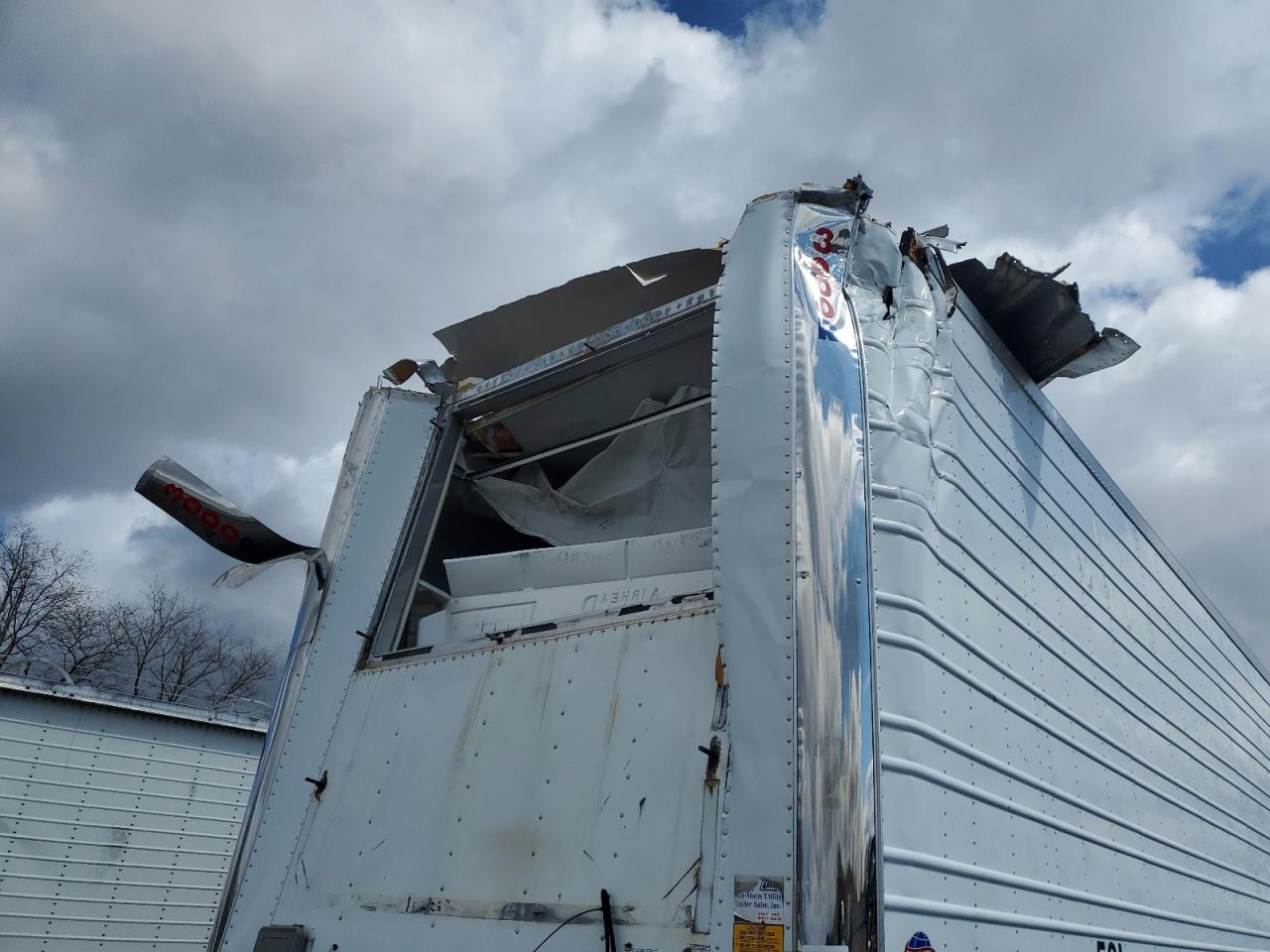 2015 OTHER UTILITY TR VIN 1UYVS2531FU313415 photo 9