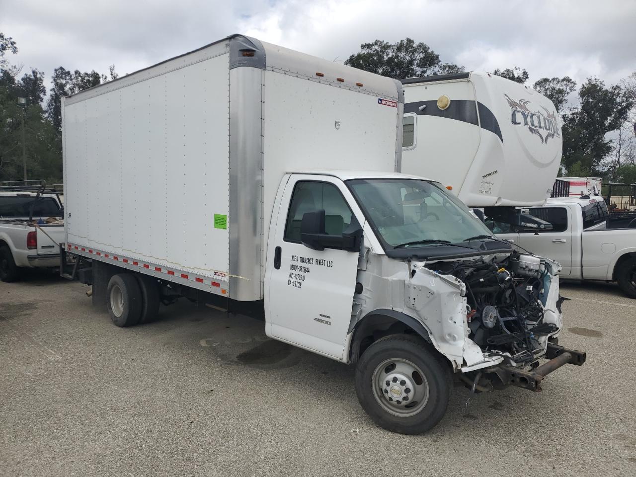 2019 CHEVROLET Express 2500 VIN 1HA6GVCG0KN005373 photo 4