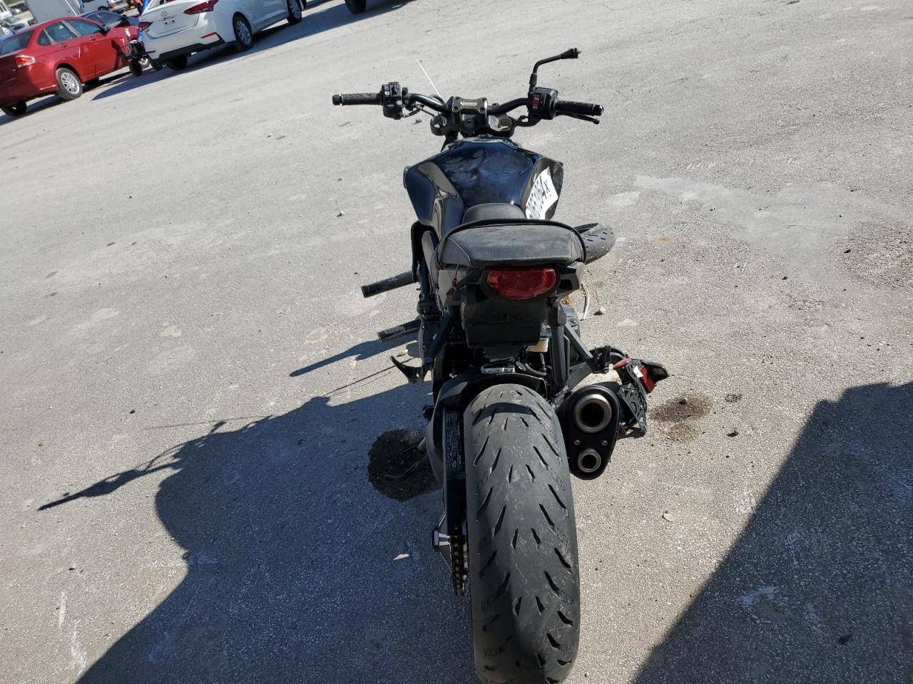 2022 HONDA Cb cycle VIN JH2SC8011NK400109 photo 4