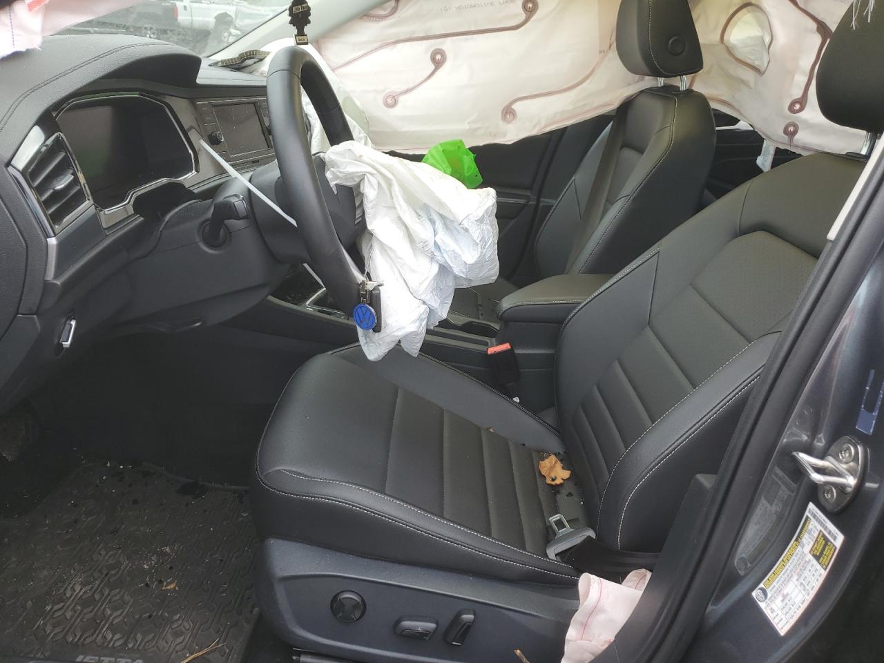 2022 Volkswagen Jetta VIN 3VW7M7BU0NM030189 photo 7