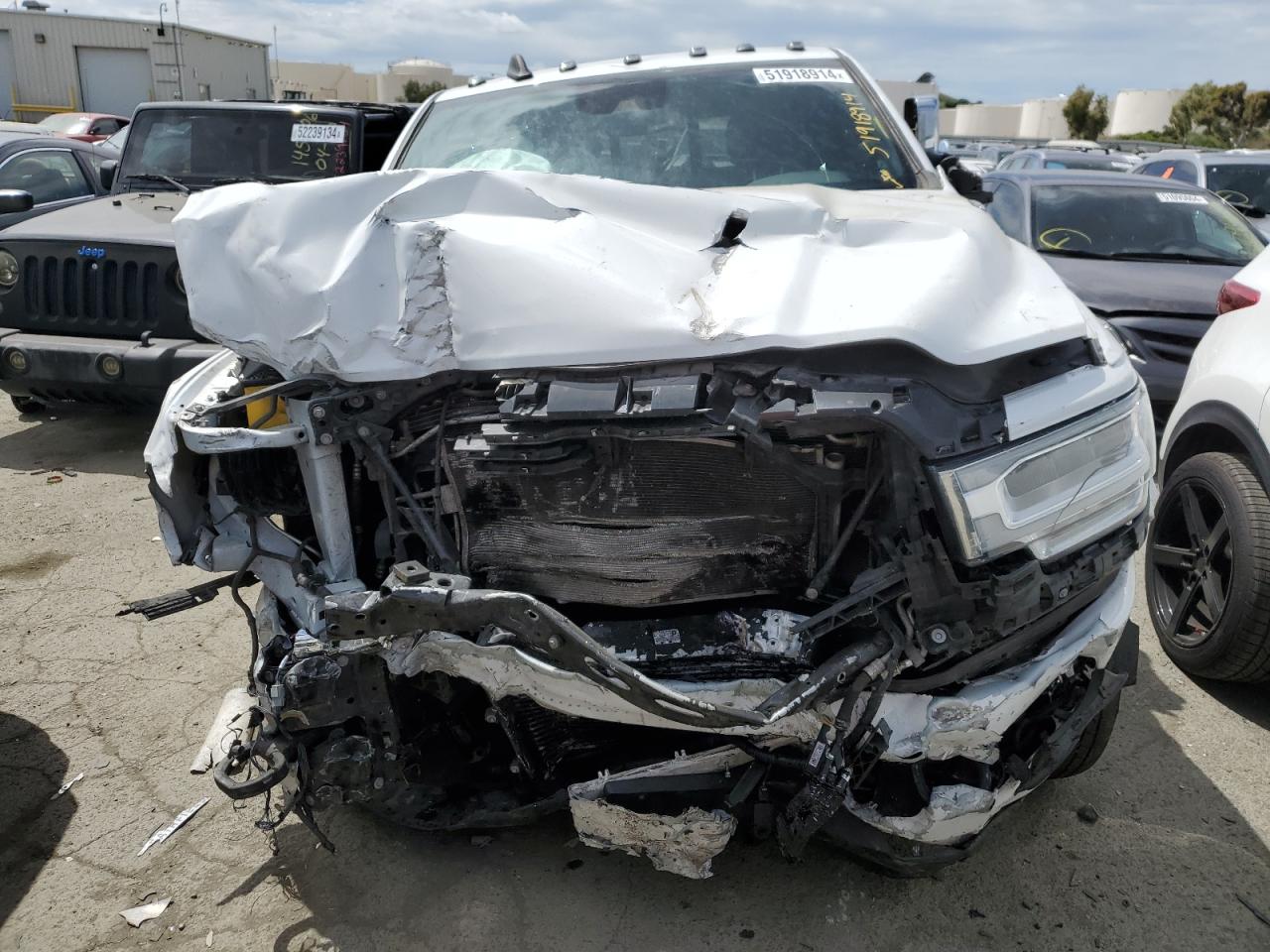 2019 RAM 3500 VIN 3C63RRJL6KG701566 photo 5