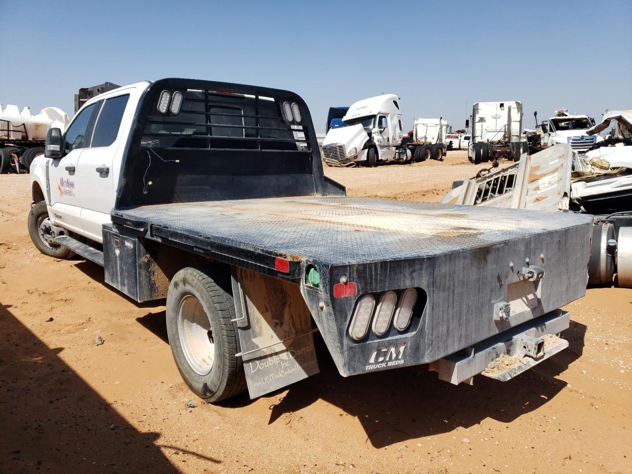 2023 FORD F-350 VIN 1FD8W3HT5PED93200 photo 2