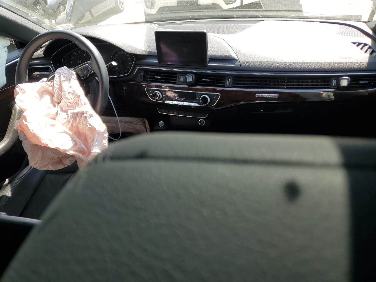2019 Audi A5 VIN WAUANCF54KA053255 photo 8