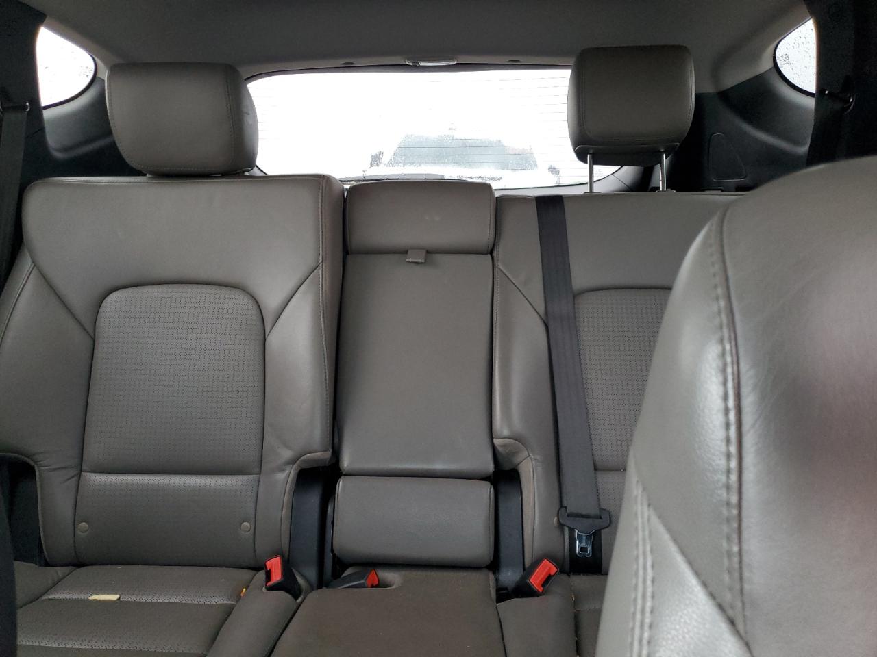 2013 HYUNDAI Santa fe VIN 5XYZU3LA4DG077083 photo 10