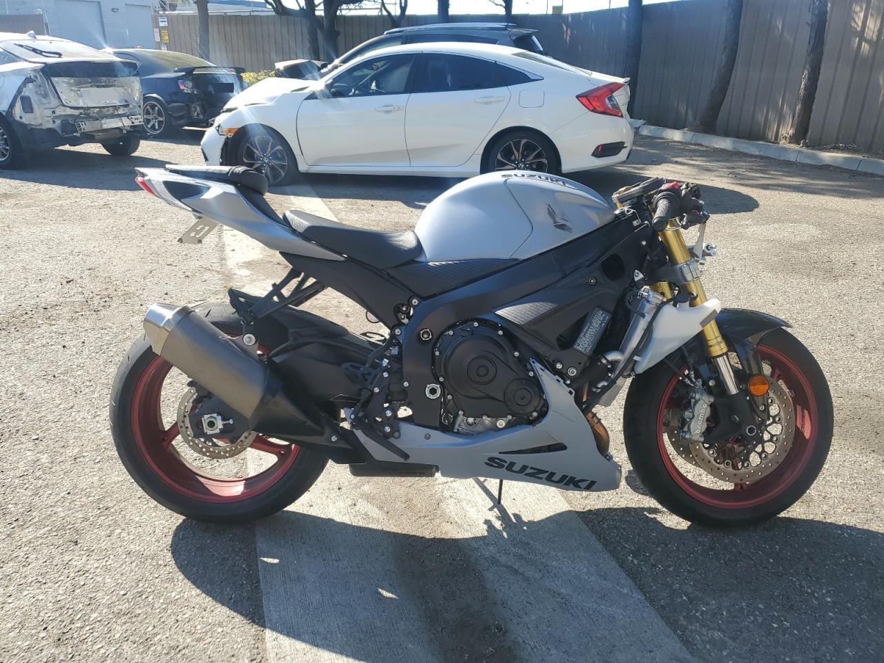 2023 SUZUKI Gsxr750 VIN JS1GR7MA4P7101862 photo 1
