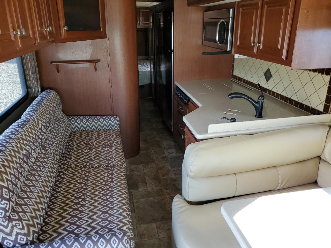 2013 FREIGHTLINER CHASSIS XC VIN 4UZAAJDT9DCFF2459 photo 6
