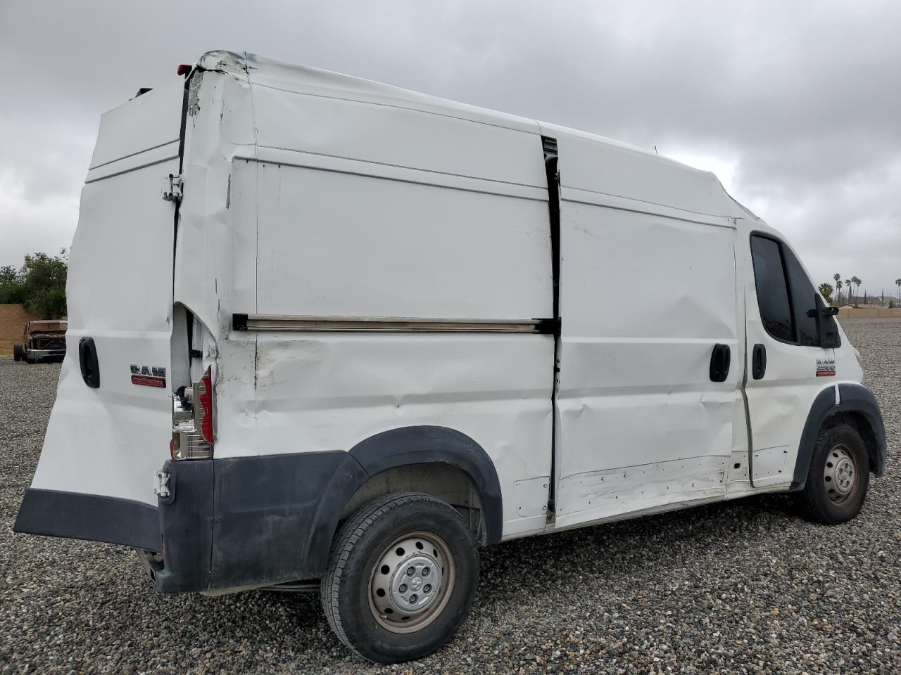2019 RAM Promaster 2500 VIN 3C6TRVCG8KE510607 photo 3