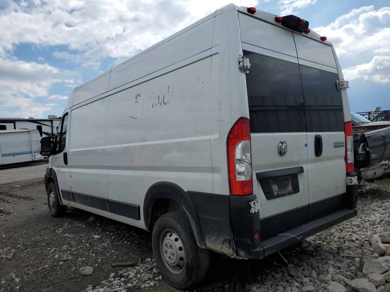 2023 RAM Promaster 2500 VIN 3C6LRVDG2PE518921 photo 2