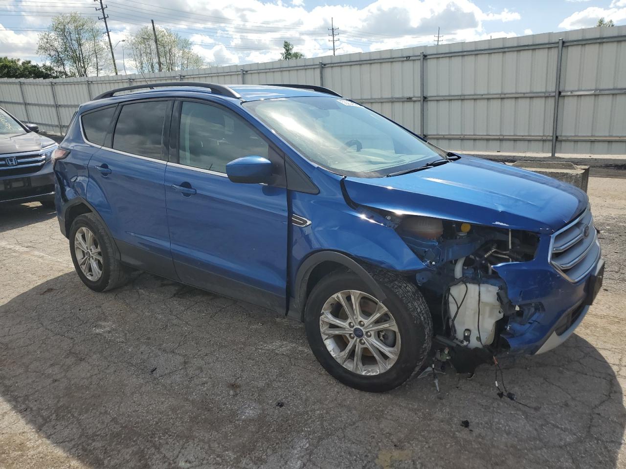 2018 FORD Escape VIN 1FMCU9GD1JUC29663 photo 4