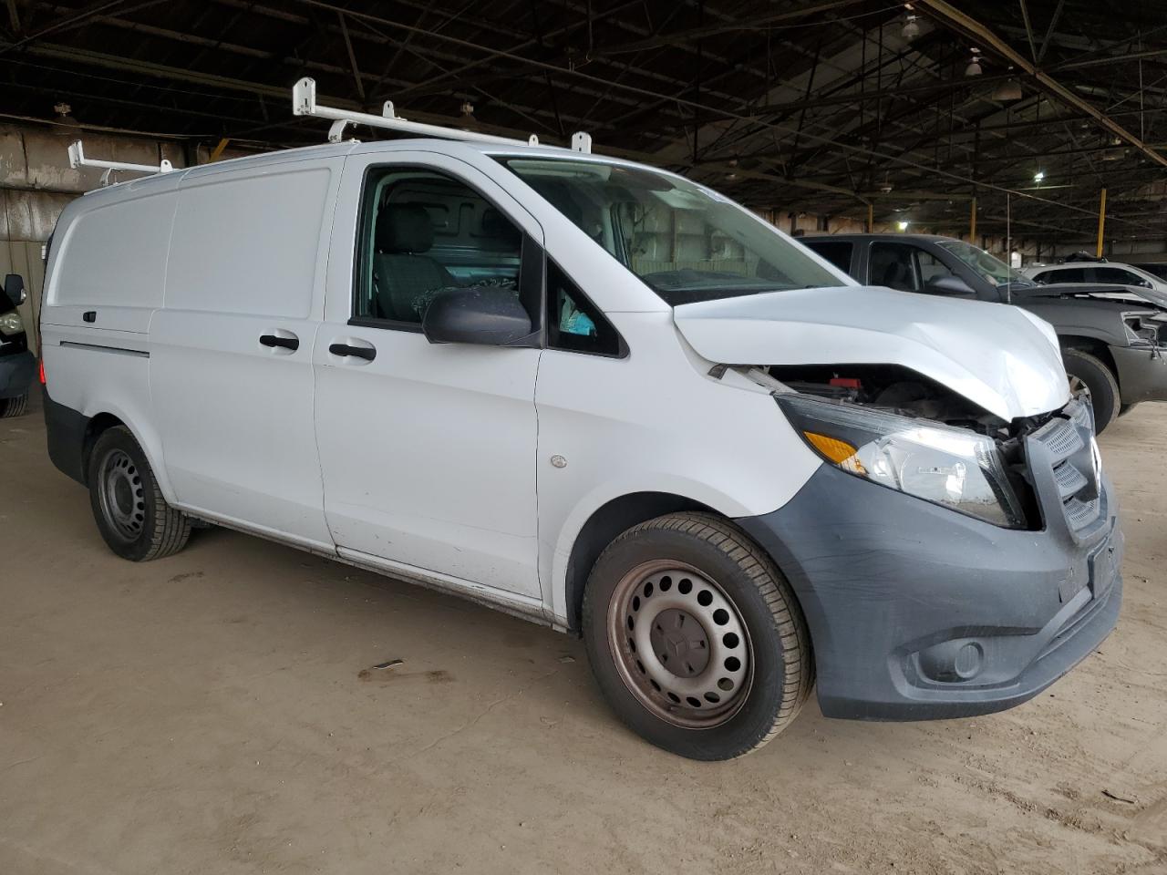 2017 MERCEDES-BENZ Metris VIN WD3PG2EA6H3212428 photo 4