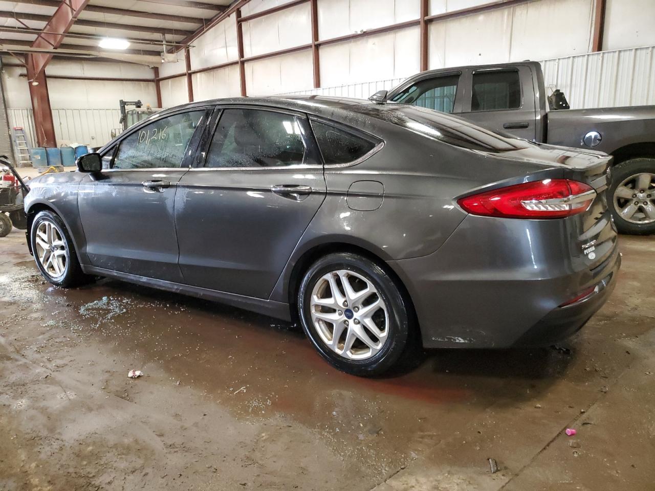2019 FORD Fusion VIN 3FA6P0HD5KR176726 photo 2
