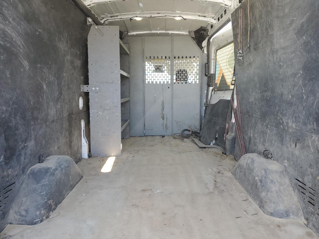 2019 Ford Transit VIN 1FTYR2CM0KKB66562 photo 10
