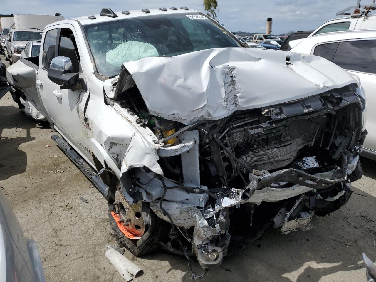 2019 RAM 3500 VIN 3C63RRJL6KG701566 photo 4