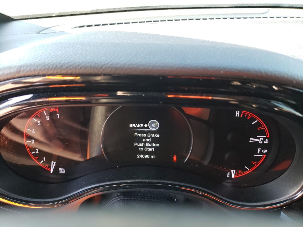 2022 Dodge Durango VIN 1C4RDJAG5NC157848 photo 9