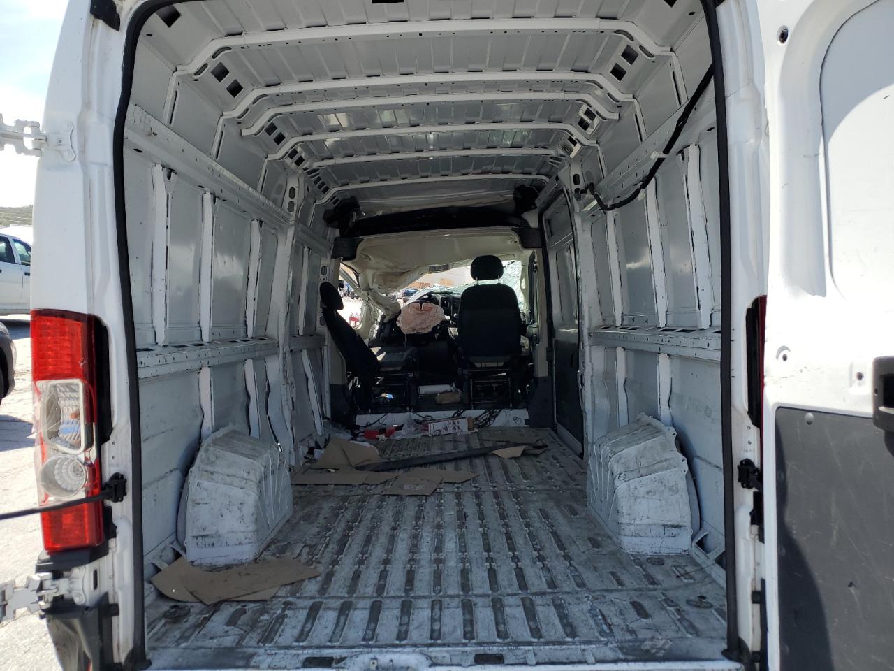2019 RAM Promaster 3500 VIN 3C6URVJG3KE551279 photo 10