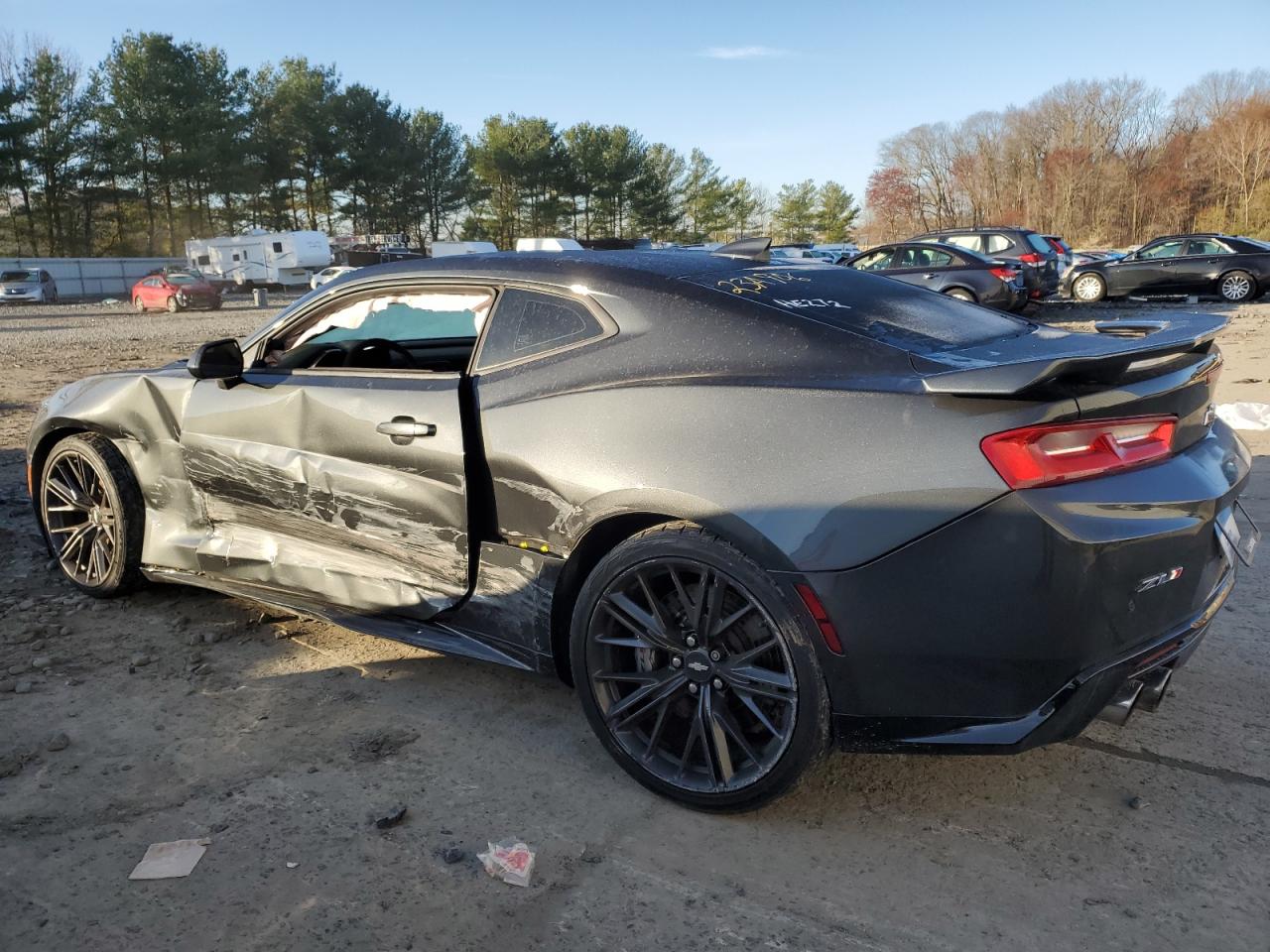 2018 CHEVROLET Camaro VIN 1G1FK1R6XJ0189199 photo 2