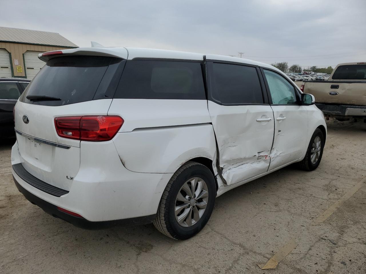 2021 KIA Sedona lx VIN KNDMB5C1XM6668632 photo 3