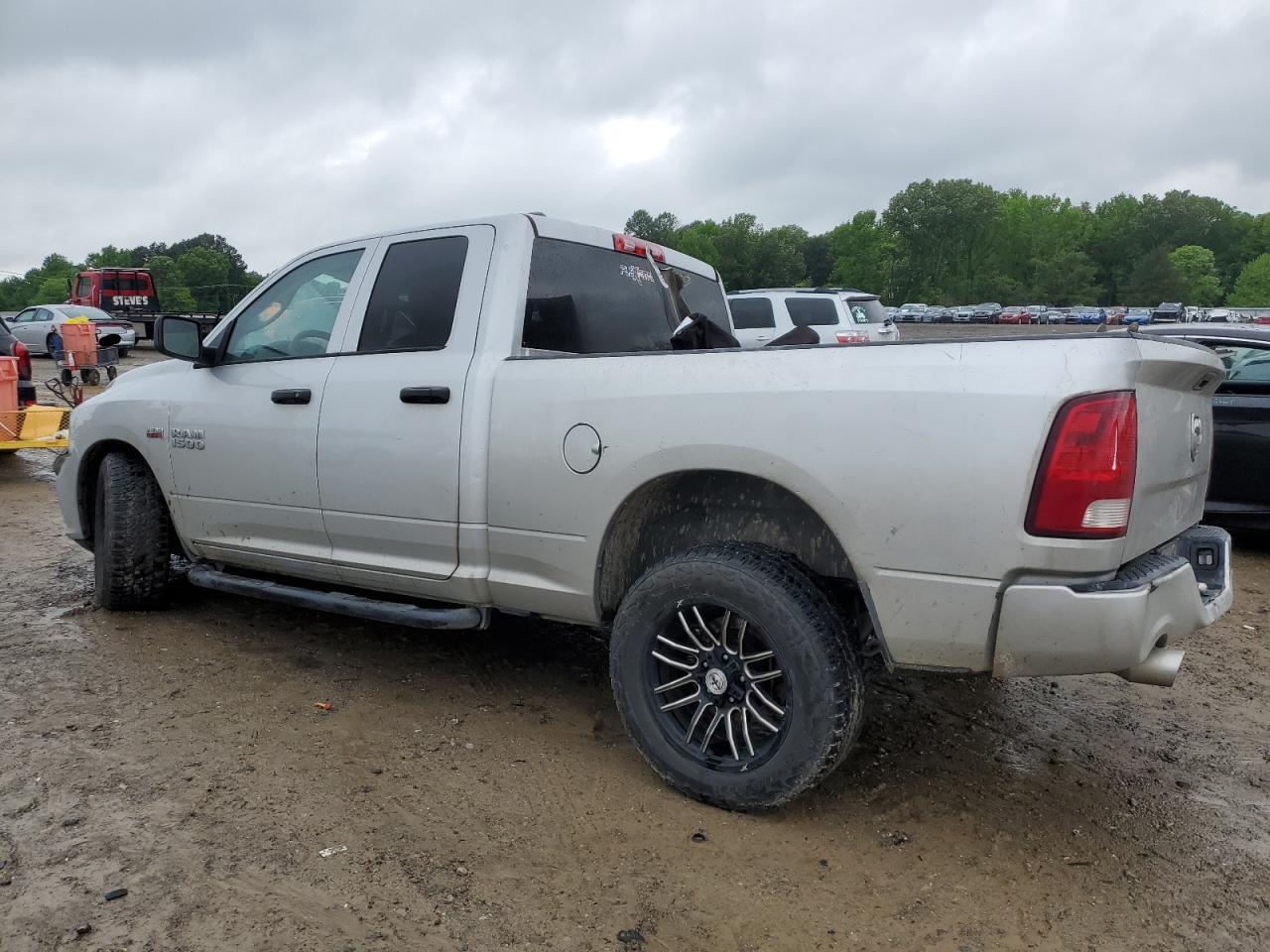 2015 RAM 1500 VIN 1C6RR6FT8FS591751 photo 2