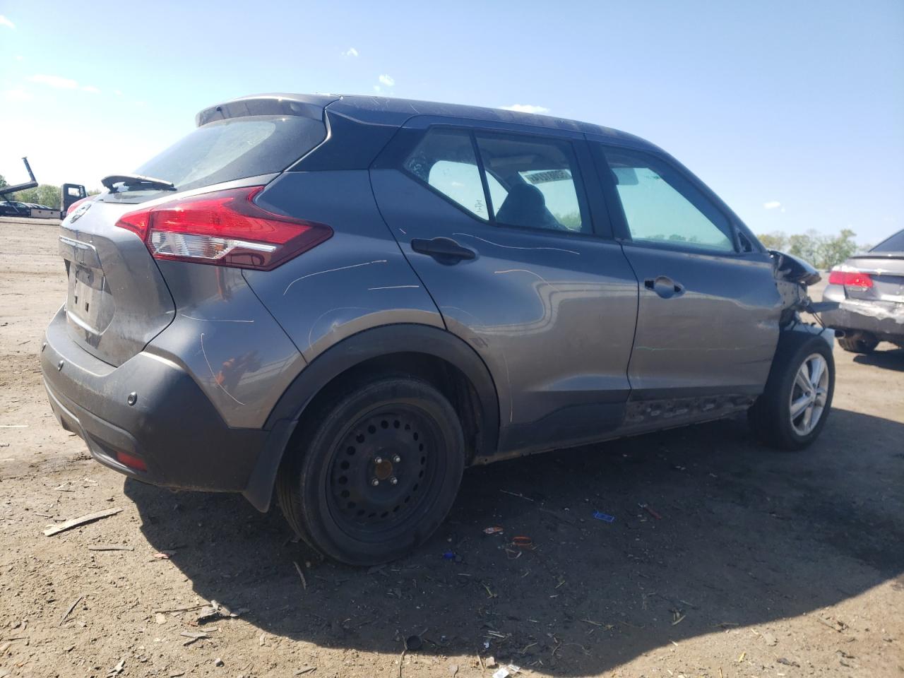 2020 NISSAN Kicks VIN 3N1CP5BV4LL575419 photo 3
