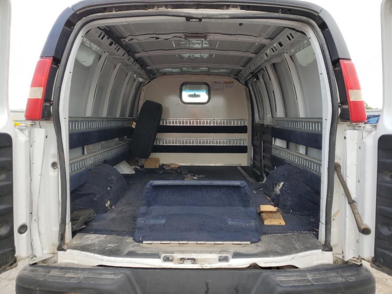 2012 CHEVROLET Express 2500 VIN 1GCSGAFXXC1114424 photo 10