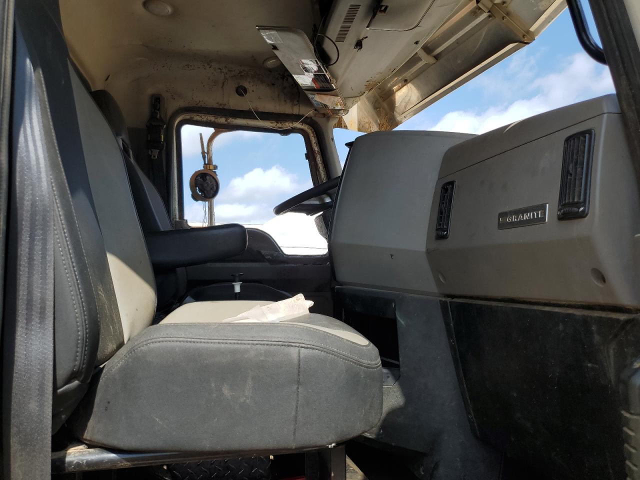 2021 MACK All models VIN 1M2GR4GC8MM020549 photo 5