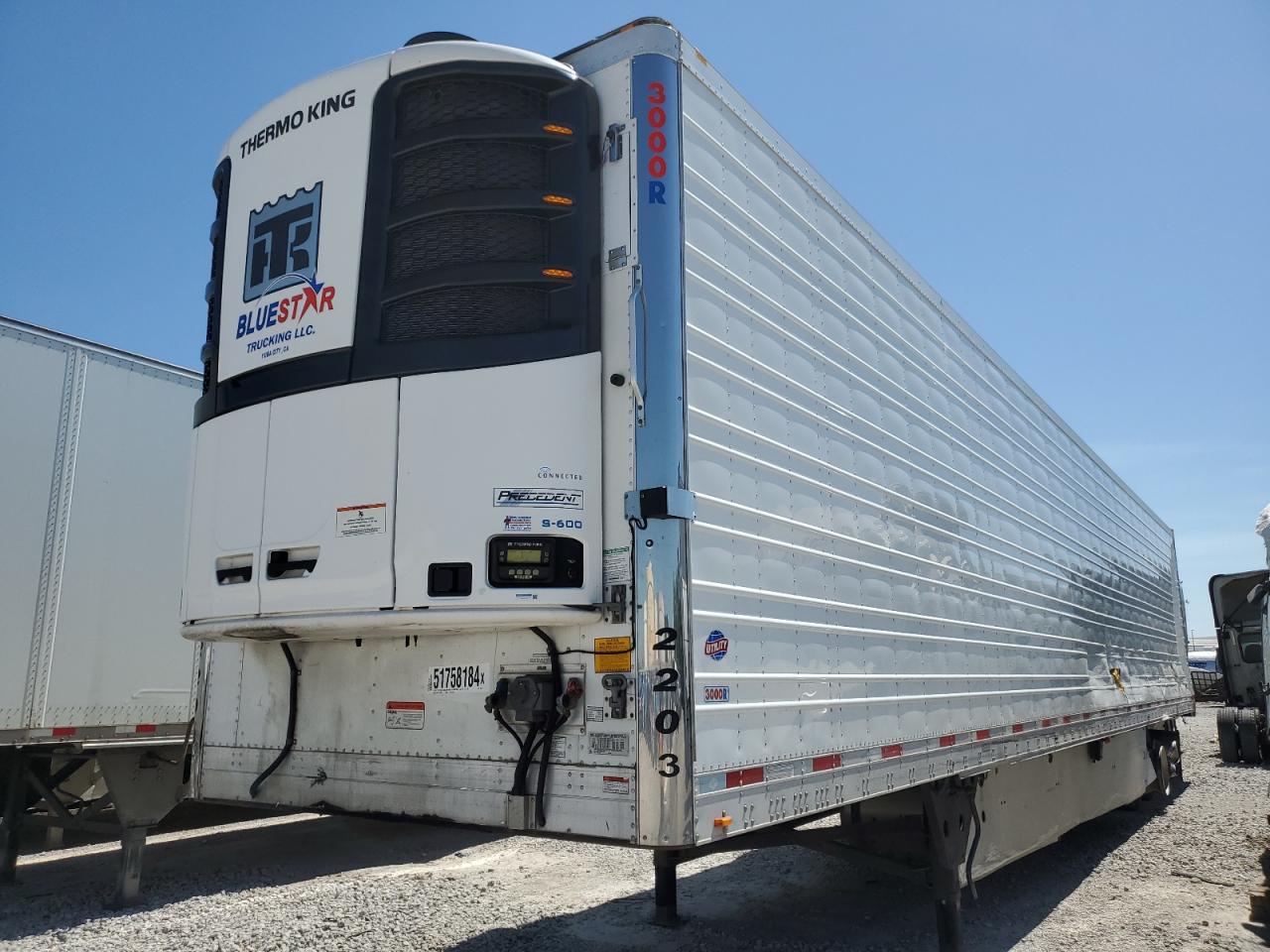 2022 UTILITY REEFER 53' VIN 1UYVS253XN2594818 photo 2