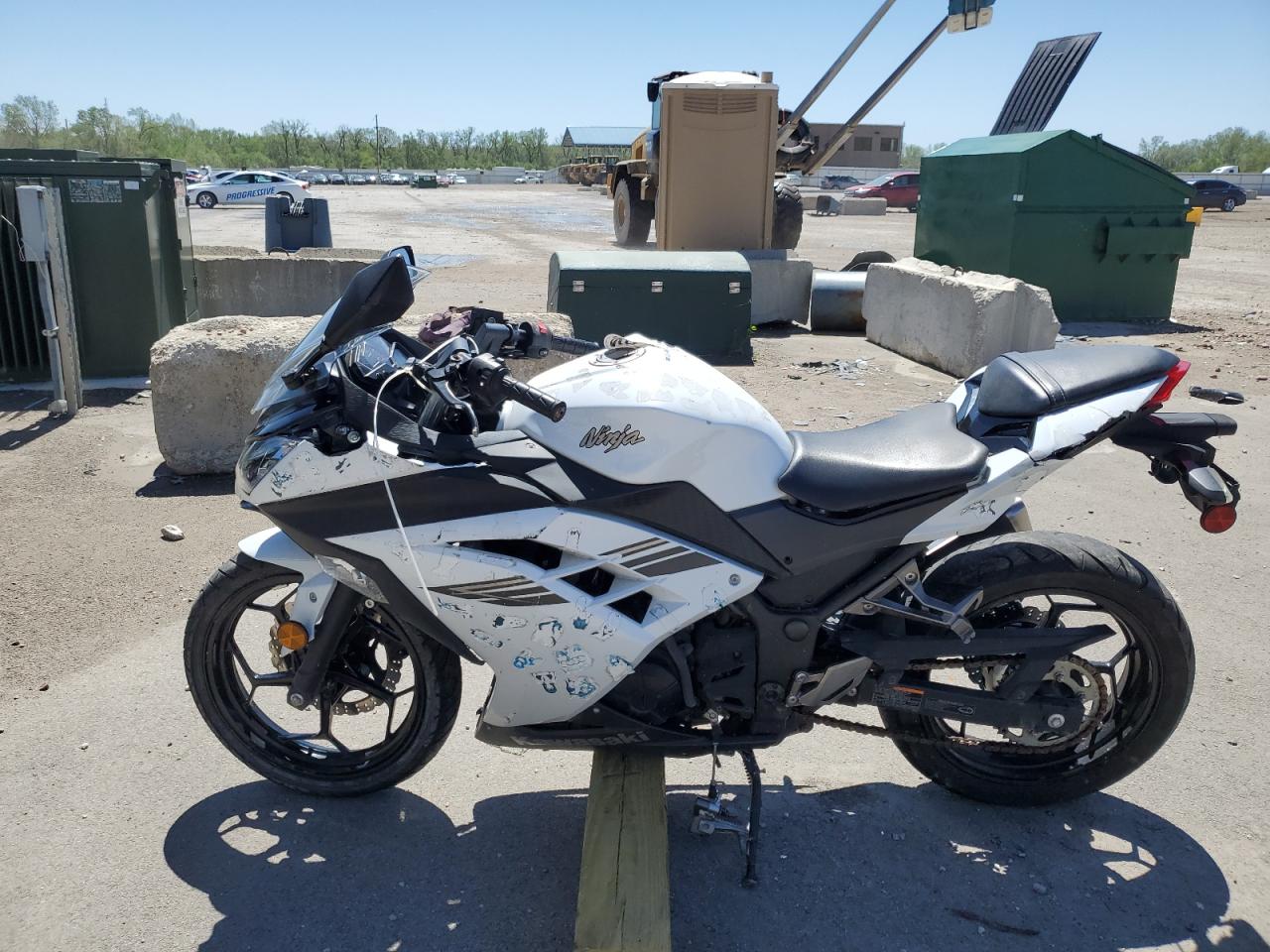 2017 KAWASAKI EX300 A VIN JKAEX8A10HDA33007 photo 3
