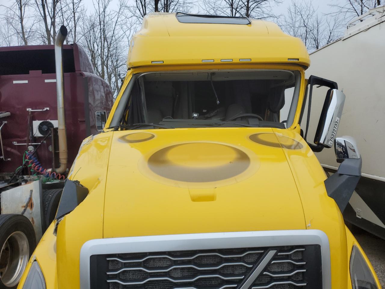 2023 VOLVO Vn VIN 4V4NC9EH2PN310085 photo 10