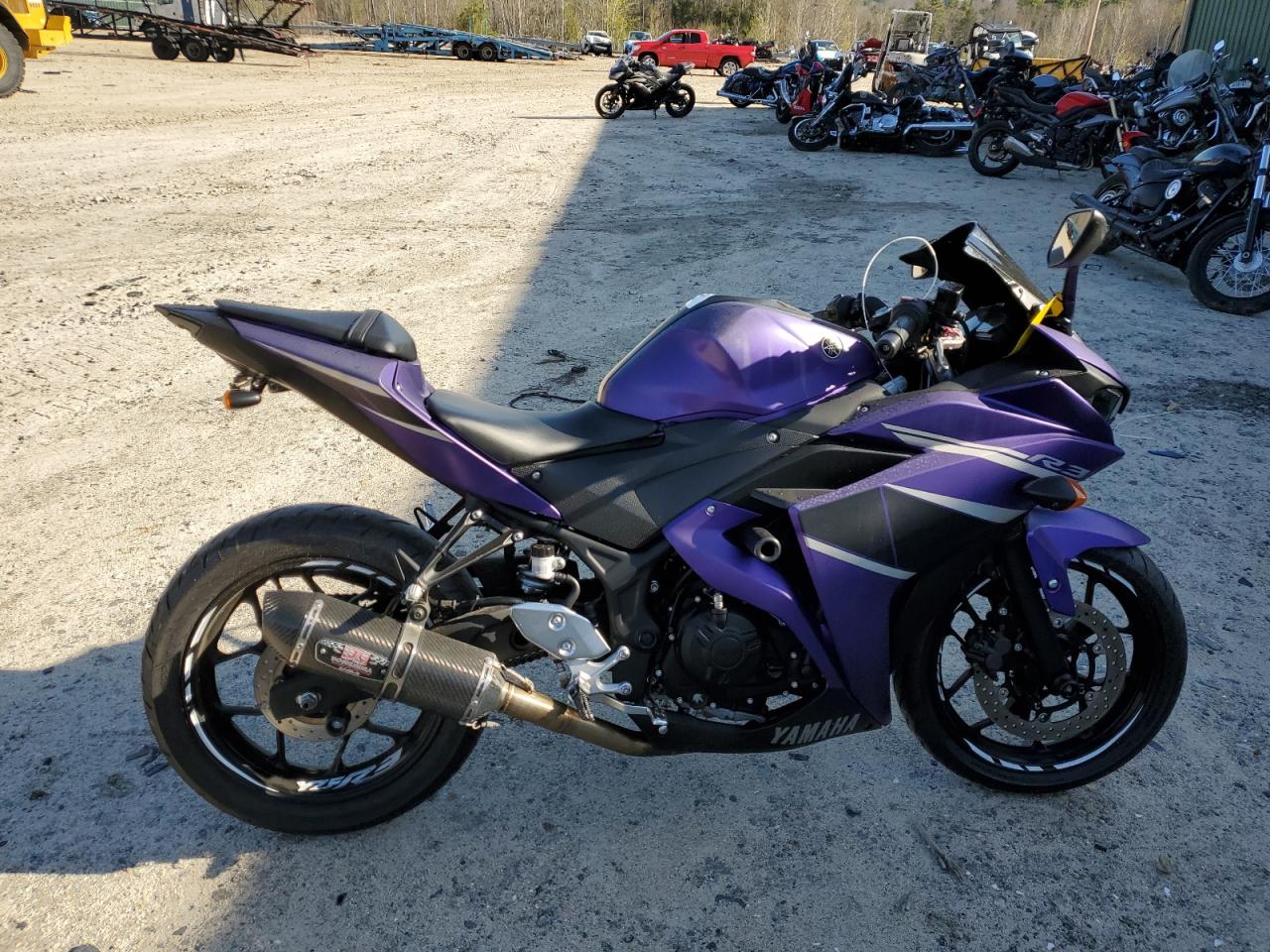 2015 YAMAHA YZFR3 VIN MH3RH06Y0FK007946 photo 1