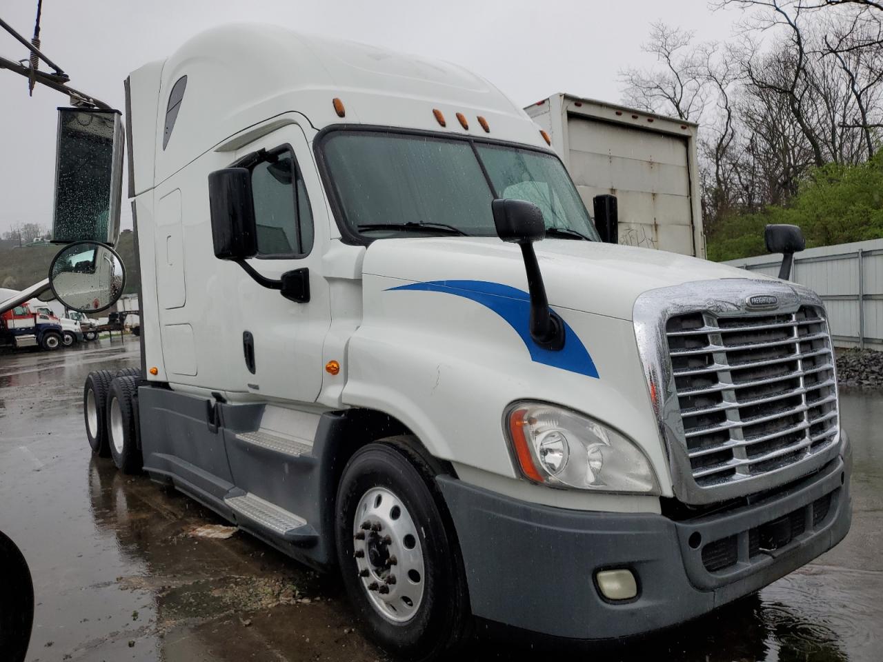 2017 FREIGHTLINER CASCADIA 125 VIN 3AKJGLDR3HSHV7415 photo 1