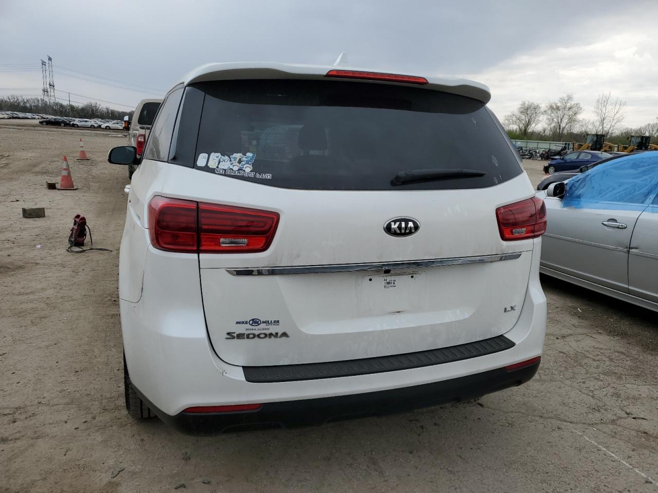 2021 KIA Sedona lx VIN KNDMB5C1XM6668632 photo 6